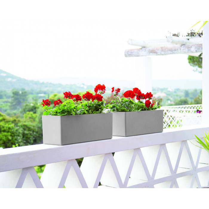plastic-pot-recyclable-plantbox-self-watering-grey_2016469855